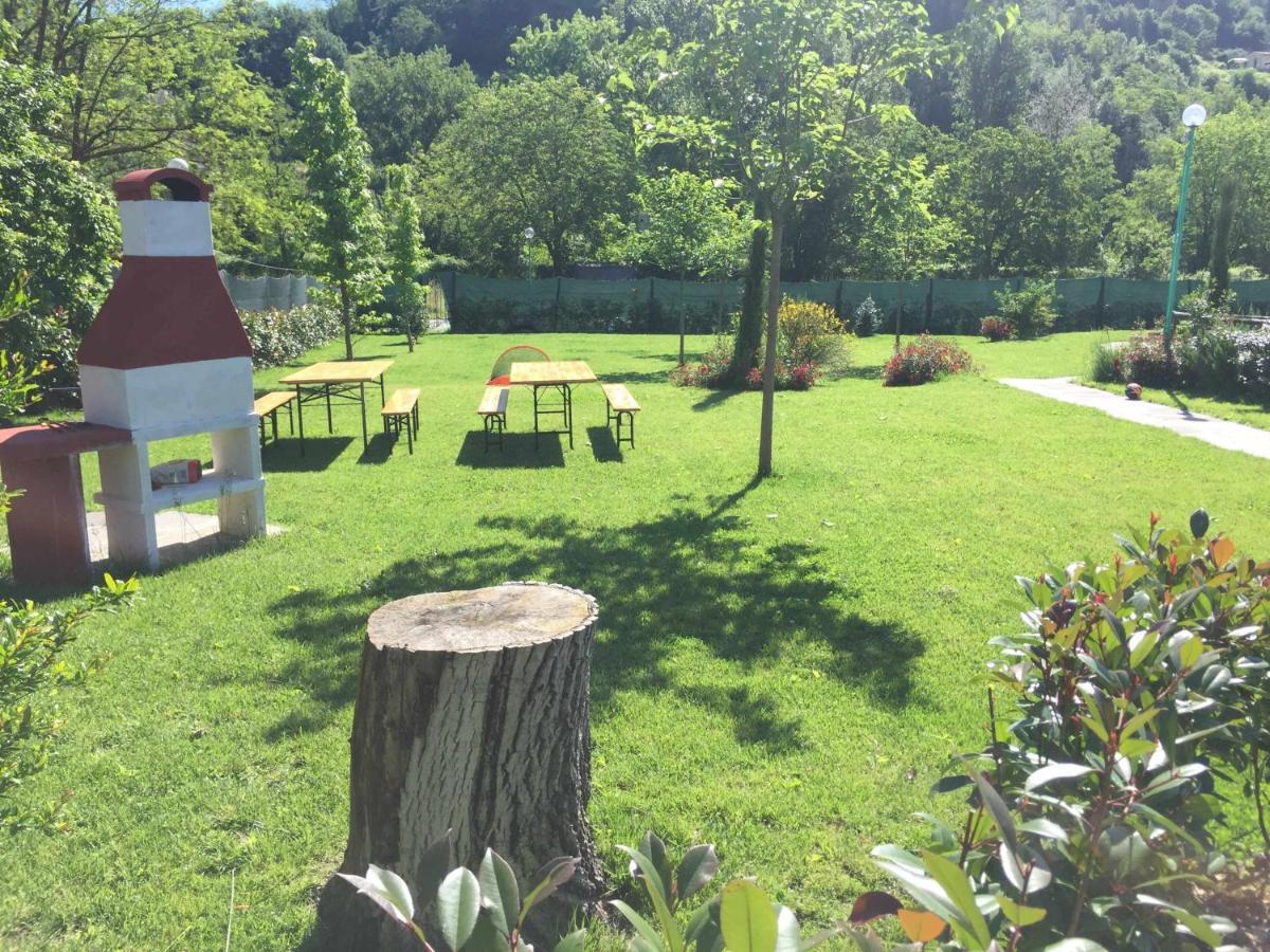 Casa Vacanza Il Laghetto Bea Dicomano Luaran gambar