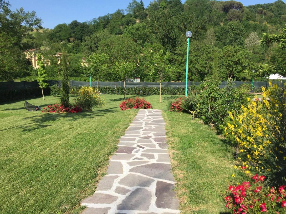 Casa Vacanza Il Laghetto Bea Dicomano Luaran gambar