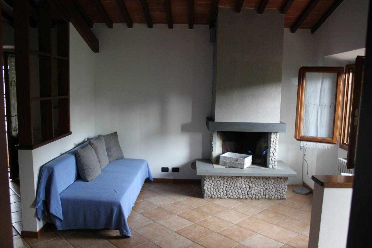Casa Vacanza Il Laghetto Bea Dicomano Luaran gambar